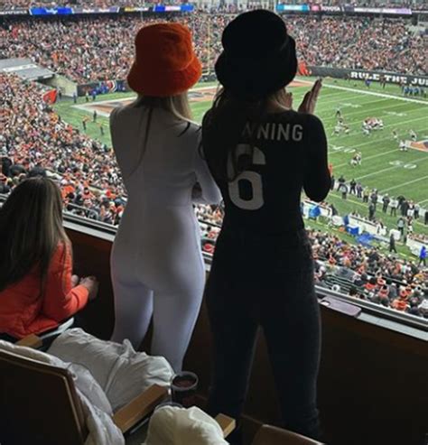 jake brownings girlfriend stephanie niles  insane bengals ride