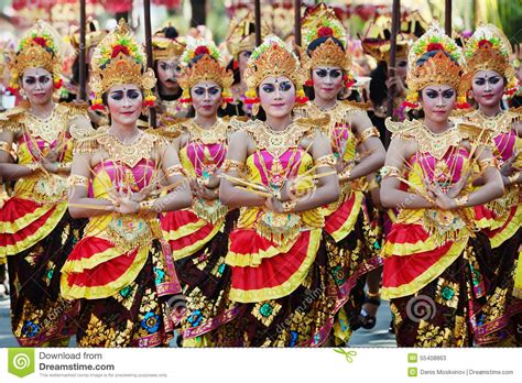 Balinese Girls In Traditional Balinese Costumes Editorial