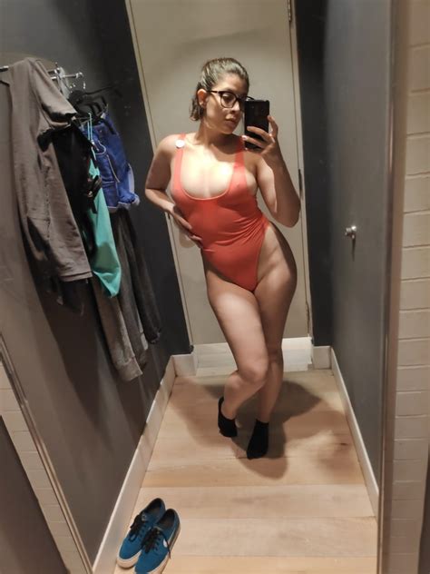 various sexy selfie girls fitting room nudes compilation 107 pics 2