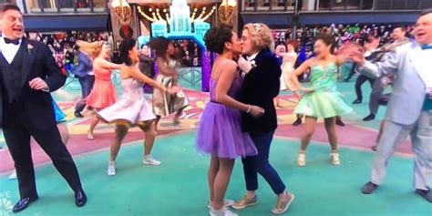 macy s parade features its first same sex kiss [video