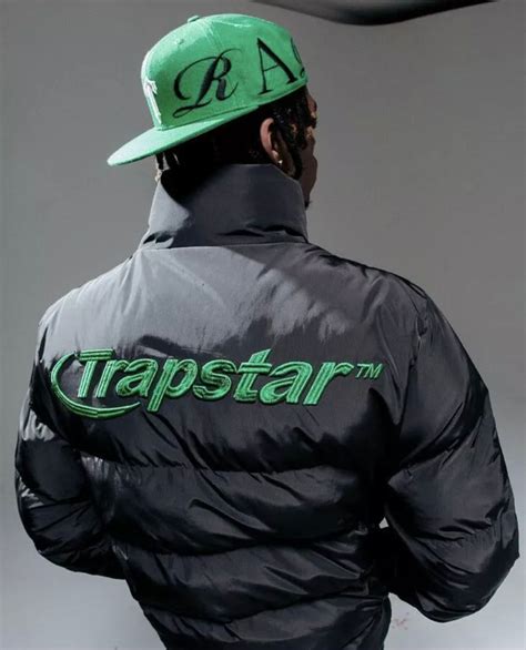 trapstar hyperdrive puffer jacket blackgreen   puffer jacket black quilted outerwear