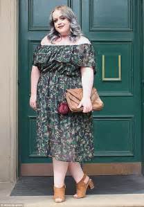 Meet The Plus Size Fashion Bloggers Proud To Be Large Daily Mail Online