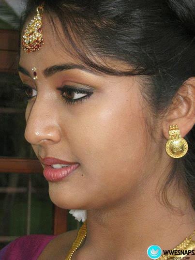 Homely Hot Actress Navya Nair Pictures Wwe Snaps