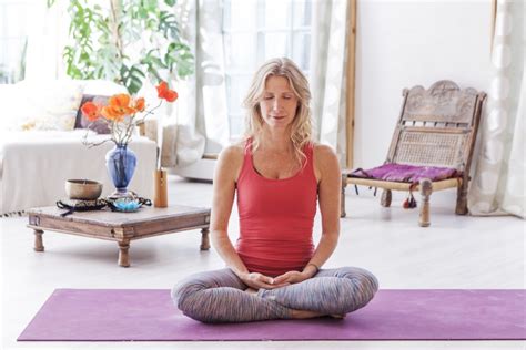 5 simple tips to start a meditation practice ekhart yoga
