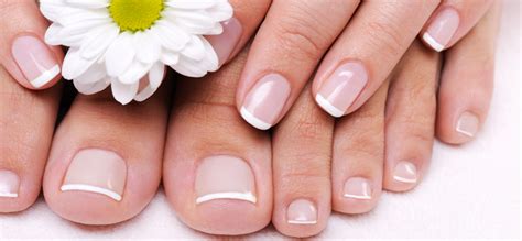 steps   professional style manicure  cosmedic coach