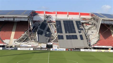 dak van az stadion gedeeltelijk ingestort rtl nieuws