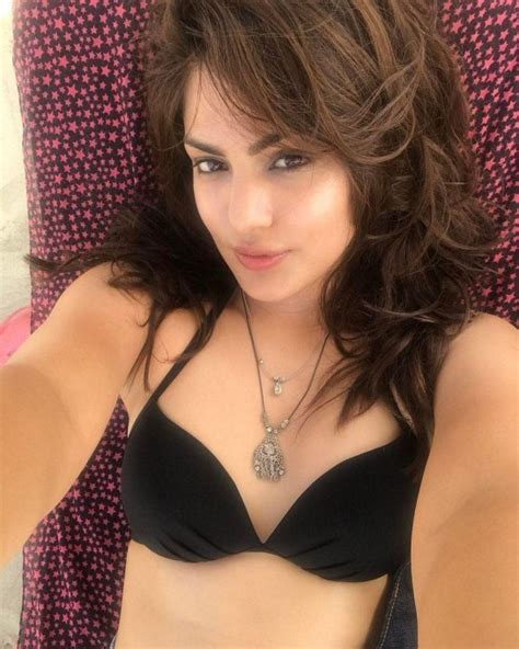 Hot And Sexy Pictures Of Rhea Chakraborty Bollywoodfever