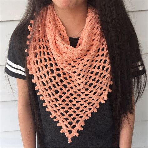 crochet triangle scarf pattern spring scarf tutorial etsy