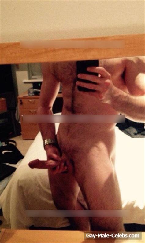 harry judd leaked frontal nude selfie in the mirror gay male