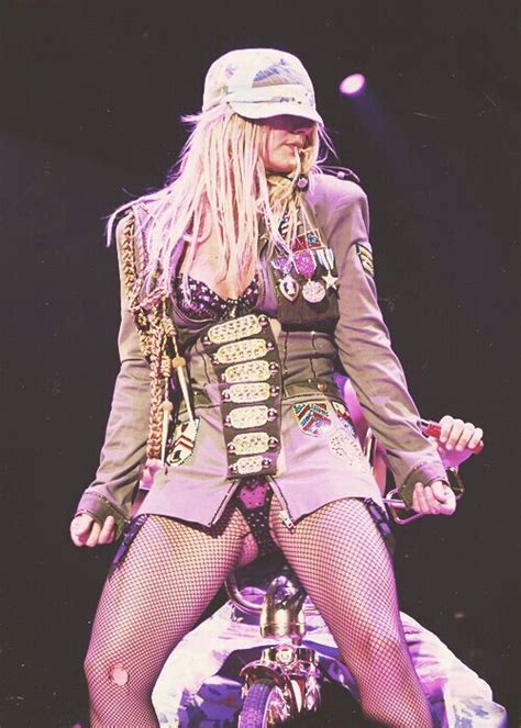 pin on britney spears queen of pop