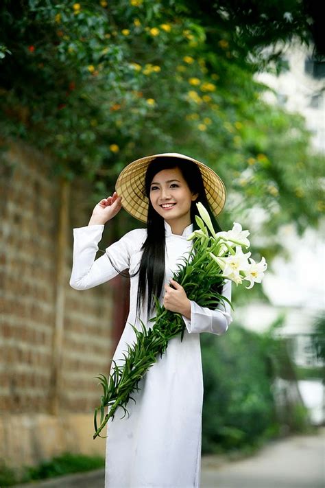Travel To Vietnam Everything About Vietnam Ao Dai The