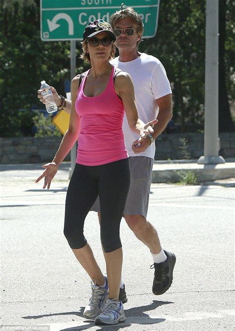 lisa rinna defies her age as she displays toned figure in workout gear