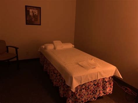 oriental massage spa closed     pioneer pkwy