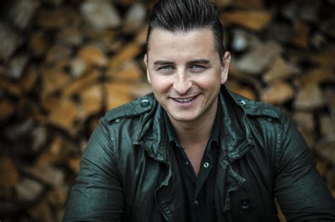 austria charts andreas gabalier geht nach vorn