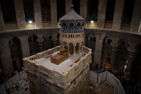 jesus tomb  unveiled  year long renovation nbc news