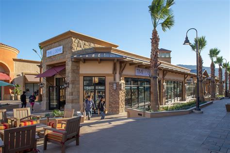 desert hills premium outlets outlet mall cabazon ca