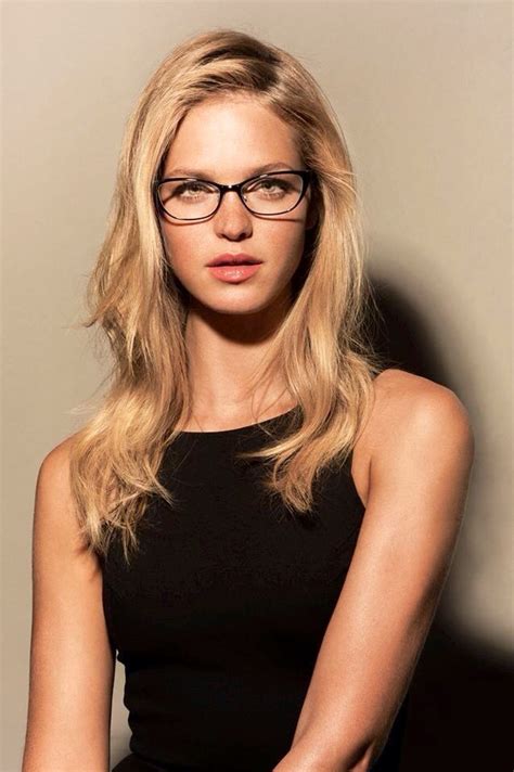 erin beautiful and her glasses add to her allure erin heatherton