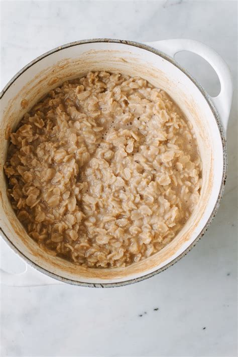 healthy bowl  cinnamon oatmeal  simple veganista