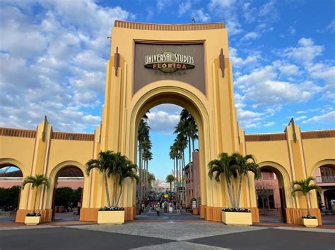 universal files patent  stunt safety improvements  theme park attractions wdw news today