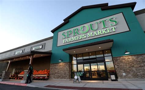 sprouts grocery store  open  tucsons southwest side