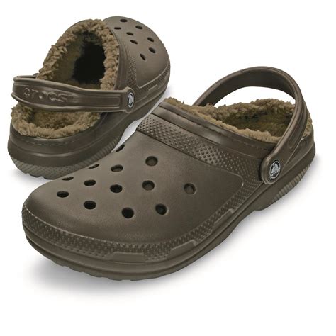 crocs unisex classic fuzz lined clogs  casual shoes