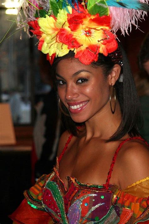 smile from brazil brazilian women carnival outfits carnival dancers