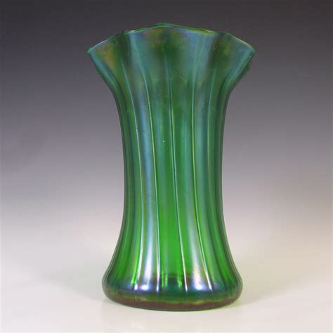 Art Nouveau 1900 S Iridescent Green Glass Antique Vase £42 75