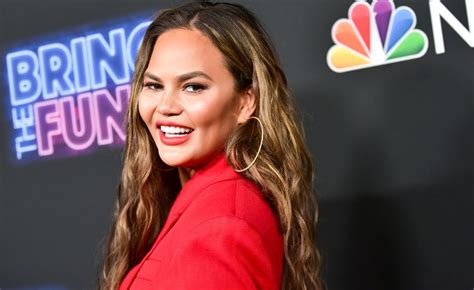 here s what happened between chrissy teigen and alison roman time