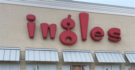 ingles markets upholds strong sales pace   supermarket news