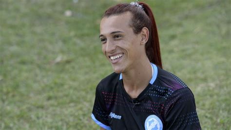mara gomez becomes first transgender woman to play