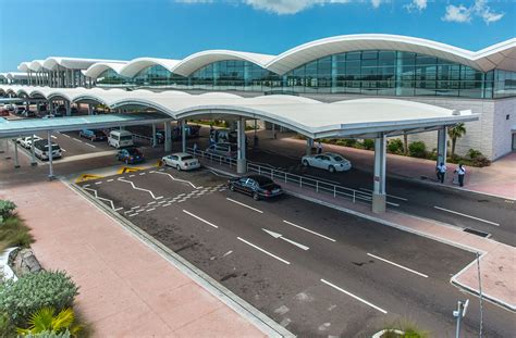 bahamas major airport overhaul