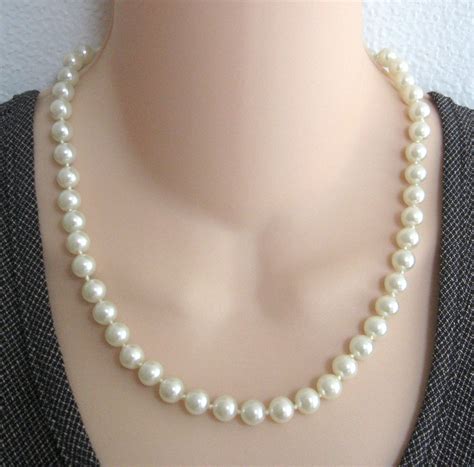 White Pearl Beaded Necklace 19 Fancy Gold Clasp Vintage Jewelry 1970s