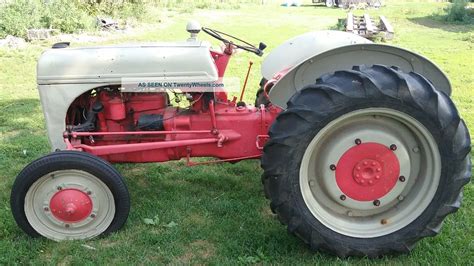 ford  tractor runs condition