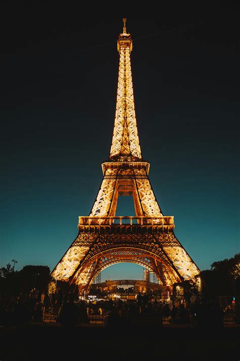 eiffel tower      eiffel tower stock  hd images