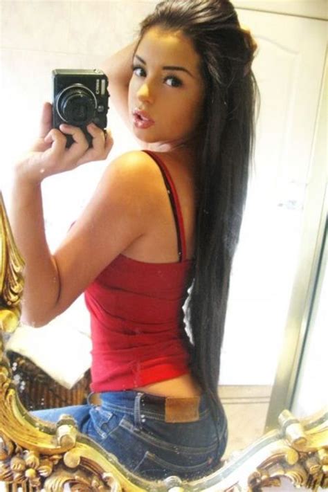 Hot Girl In Mirror Selfie Photography And Modeling Pinterest