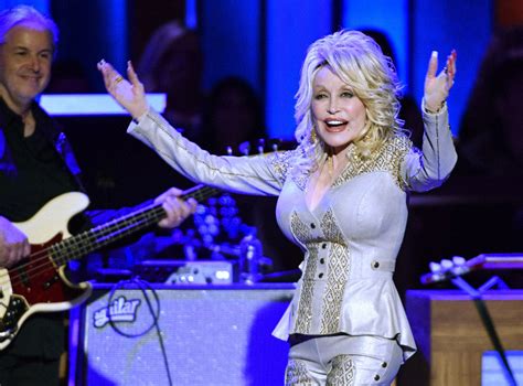 still working 9 to 5 dolly parton marks 50 years at opry the mainichi