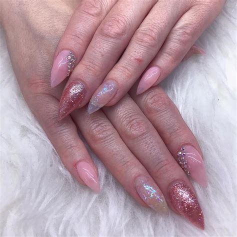 lavish nail technician  lavish nail spa calgary