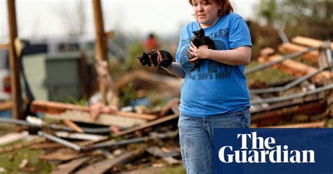 oklahoma city suburb devastated by ef 4 tornado in pictures us news