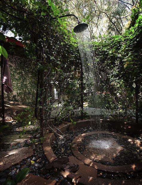 50 Amazing Outdoor Showers That Will Impress You Part 1