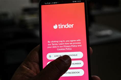 Tinder Wants To Redefine The Relationship Beyond Hookups And