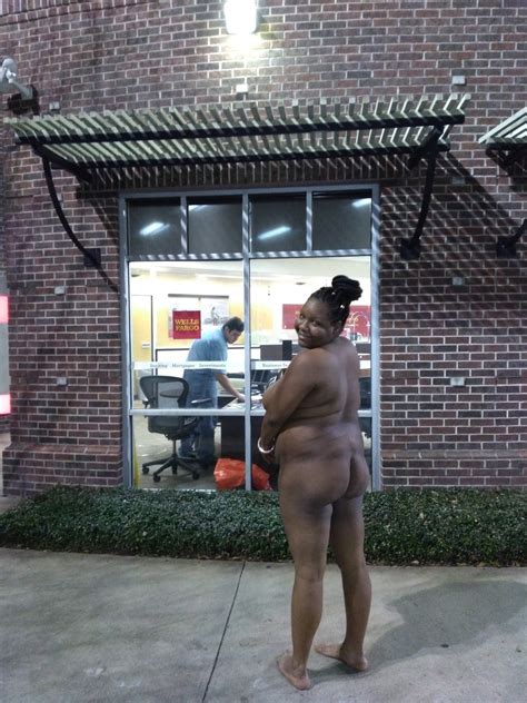 Naked Ass In Public Shesfreaky