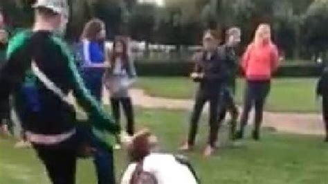 filmpje van vechtpartij tussen meisjes  speeltuin waalwijk duikt weer op  dumpert omroep