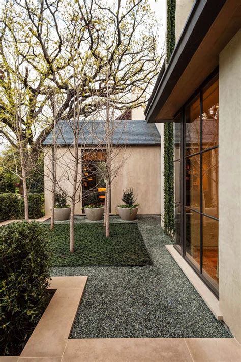 modern courtyard estate stocker hoesterey montenegro architects   kindesign  design patio