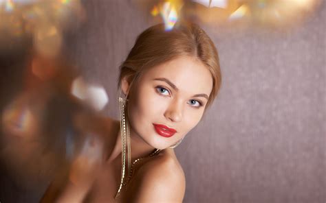 People 2560x1600 Talia Cherry Blonde Women Portrait Glamour Looking At
