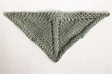 knit triangle shawls triangle shawl design knittingtoday
