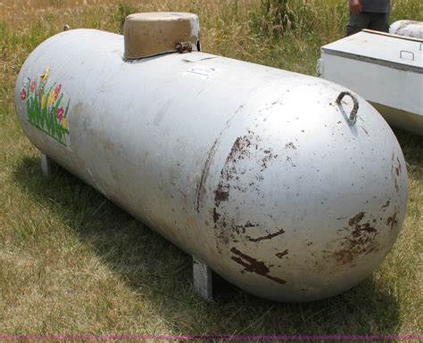 500 Gallon Propane Tank In Council Grove Ks Item D5255