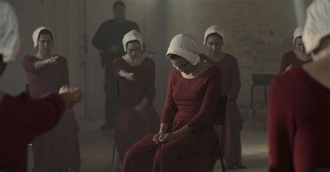 Review Tv Series The Handmaid’s Tale Based On Margaret
