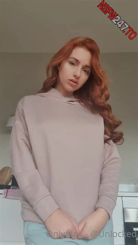 Sophias Selfies Cosplay Video