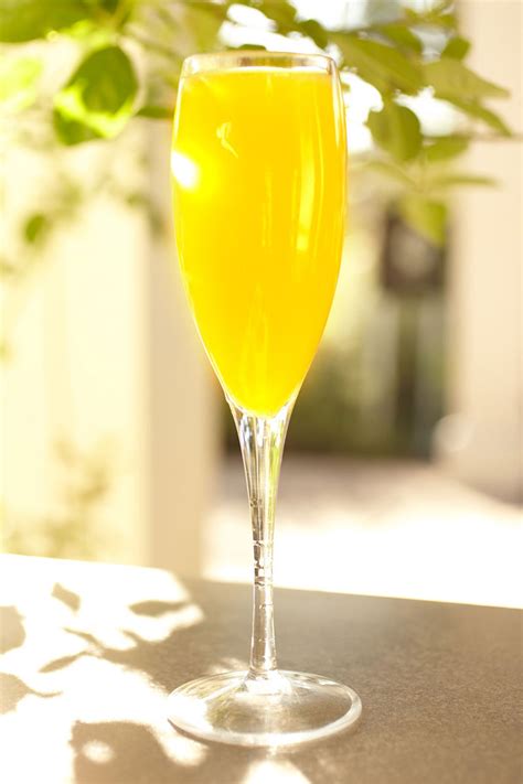 4 Champagne Brunch Cocktails Recipes For Champagne Cocktails