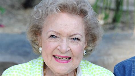 Man Starts Campaign To Protect Betty White From 2016 Cnn